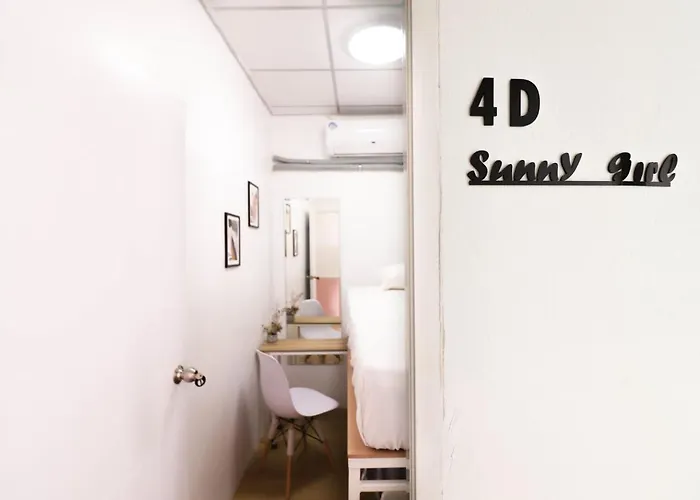 Капсульный отель Her Dorm,sathon *