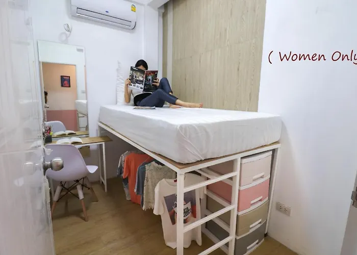 Капсульный отель Her Dorm,sathon *