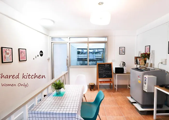 Her Dorm,sathon Капсульный отель Бангкок