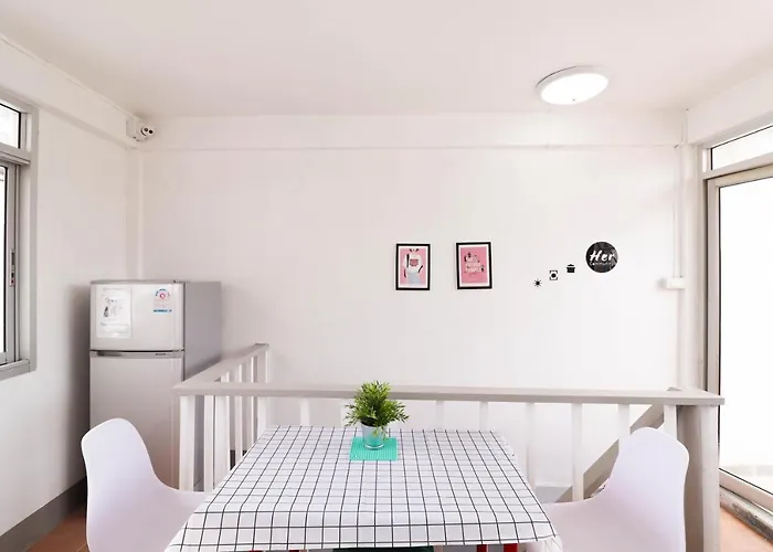 Капсульный отель Her Dorm,sathon *